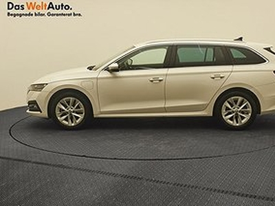 Skoda Octavia Kombi iV IV Style 1.4 TSI 204hk DSG / Värmare / Smartlink +