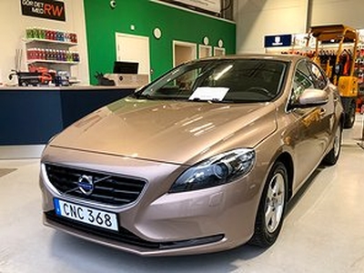 Volvo V40 D2 Momentum Euro 5