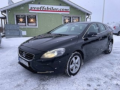 Volvo V40 D3 Momentum Euro 6