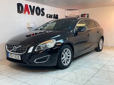 Volvo V60 D2 Powershift Summum Taklucka NAV