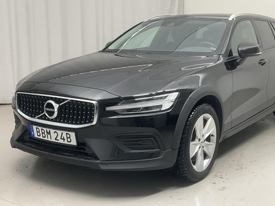 Volvo V60 D4 Cross Country AWD (190hk)