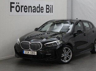 BMW 118i M Sport Automat Nav PDC 2024, Halvkombi