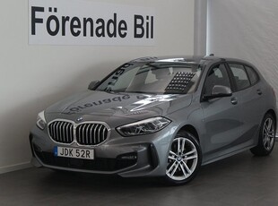 BMW 118i M Sport PDC Automat 2024, Halvkombi