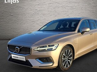 Volvo V60Recharge T6 AWD Core Edition Long Range 2023, Kombi