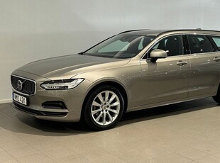 Volvo V90B4 Bensin Momentum Advanced Edition 2022, Kombi