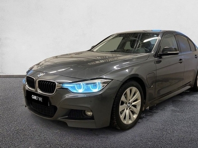 BMW 330e 2018, Sedan