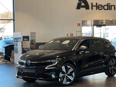 Renault MeganeMégane Electric Iconic E Tech EV 60 220 HP 2023, Halvkombi