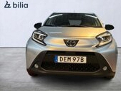 Toyota AygoX 1,0 PLAY COMFORT & STYLE PACK AUTOMAT 2023, Halvkombi