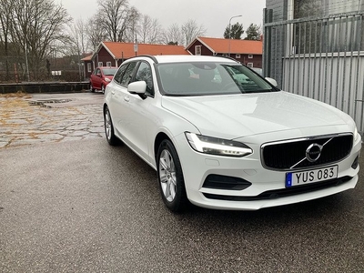 Volvo V90D3 BUSINESS NAVI DRAG VOC 2018, Kombi