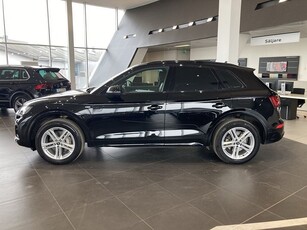 Audi Q5 55 TFSI e quattro TFSIe 367HK q S-tr S-line / Cockpit / Drag