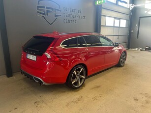 Volvo V60 T3 Momentum, R-Design / Backkamera