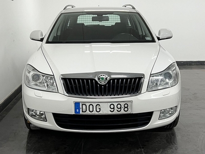 Skoda Octavia 2.0 TDI 4x4 140hk/ VAT/ MOMS/ 1 Ägare/ Ny Serv