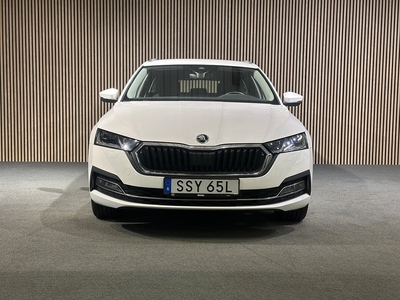 Skoda Octavia Kombi iV Plug-in Hybrid I Cockpit I Leasbar I S&Vhjul