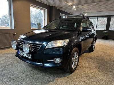 Toyota RAV4 2.2 D-4D 4x4 Motorvärmare Dragkrok Skinn