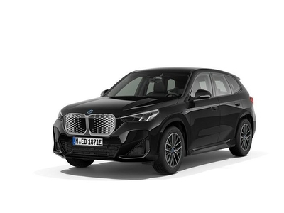 BMW iX1xDrive30 M-Sport Adaptiv farth. Vinterhjul 2024, SUV