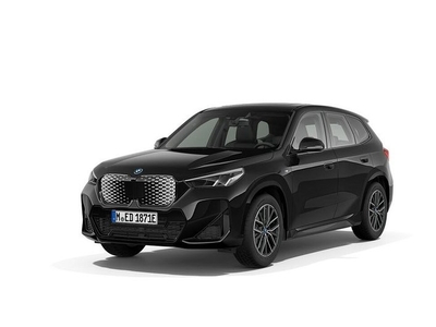 BMW iX1xDrive30 Panorama Vinterhjul 2024, SUV