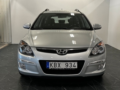 Hyundai i30 CW 1.6 Euro 4 (126HK) |En brukare |Lågmil|Aux|