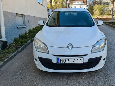 Renault Mégane Grandtour 1.6 Nybesiktad Tre brukare