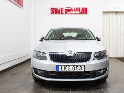 Skoda Octavia 2.0 TDI Elegance AUTO Sommarhjul & Vinterhjul