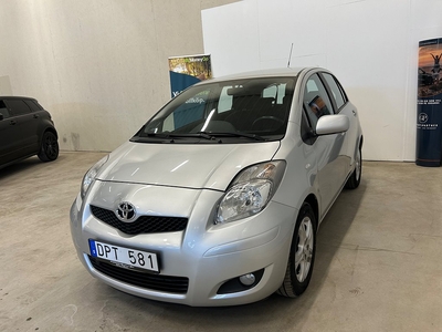 Toyota Yaris 5-dörrar 1.33 Dual VVT-i Euro 5 Dragkrok