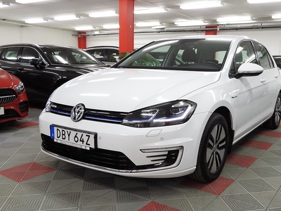 Volkswagen E-Golf 35.8 kWh S&V hjul Cockpit Carplay kamera NAV Pluspaket 136hk