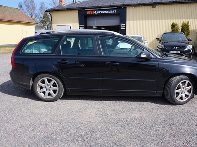 Volvo V50 D5 Summum Aut / Drag