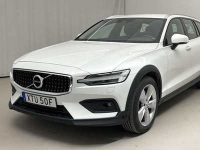 Volvo V60 D4 Cross Country AWD (190hk)