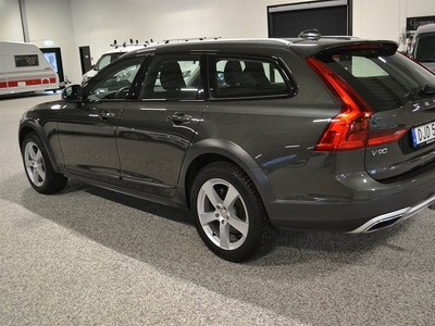 Volvo V90 Cross Country D4 AWD 190hk Momentum