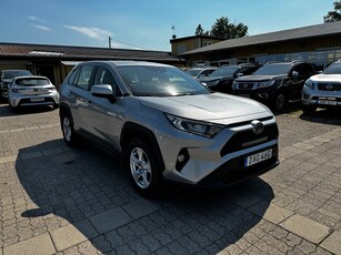 Toyota RAV4 HYBRID AWD 222HK M-VÄRM ACTIVE KAMERA CARPLAY