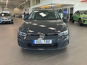 Volkswagen Golf Sportscombi SC 1.5 eTSI DSG P-värmare Vinterpkt Navi