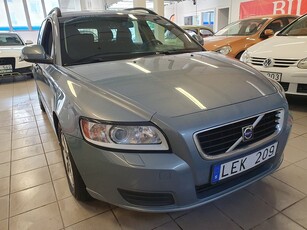 Volvo V50 D2 Kinetic Euro 5 VÄLSERVAD BIL