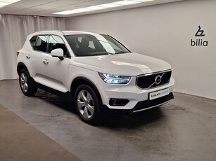 Volvo XC40 T2 FWD Momentum Advanced