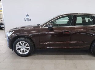 Volvo XC60 B4 AWD Diesel Momentum Advanced, Dragkrok