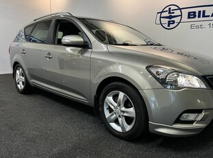 Kia Cee´dCEED cee'd sw 1.6 CRDi PREMIUM Drag Vhjul Värmare 2012, Halvkombi