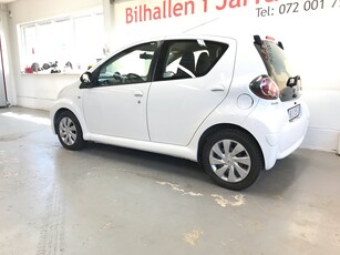 Toyota Aygo Automat 1.0 VVT-i MultiMode bes Ny servad 68HK