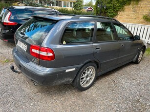 Volvo V40 2.0T Drag Motorvärmare