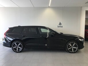 Volvo V60 B4 Bensin Plus Dark