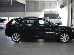 Volvo V60 D4 (190hk) Momentum Ränta 3.95%