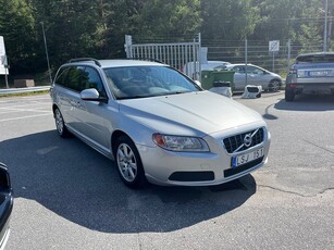 Volvo V70 1.6 DRIVe 115hk Dragkrok Mycket Välvårdad