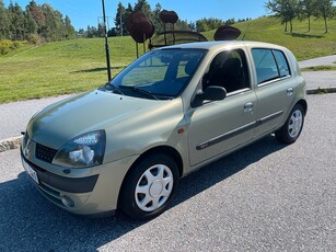 Renault Clio 5-dörrars Halvkombi 1.2 1-ägare lågmil