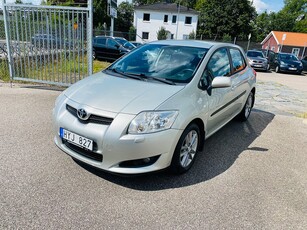 Toyota Auris 1.6 VVT-i 124HK 5D / 15300Mil