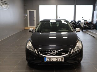 Volvo S60 T5 Momentum, R-Design Nybes/Nyservad