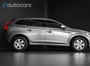 Volvo XC60 T5 245hk Geartronic Momentum | 3751 mil | 1 ägare