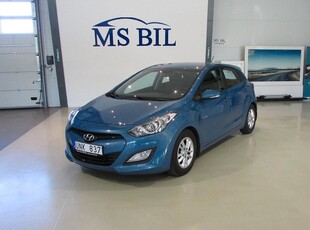 Hyundai i301.6 CRDi Business Euro 5 NY SERVAD LÅG SKATT 2014, Halvkombi