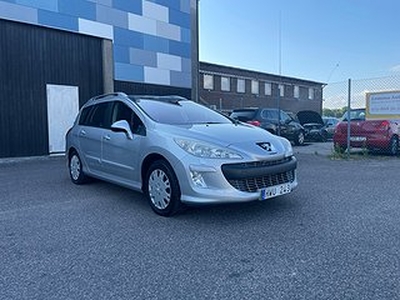 Peugeot 308 SW 1.6 THP 150hk Pano Nybesiktigad