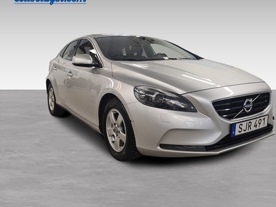 Volvo V40D2 Your Momentum 2015, Kombi