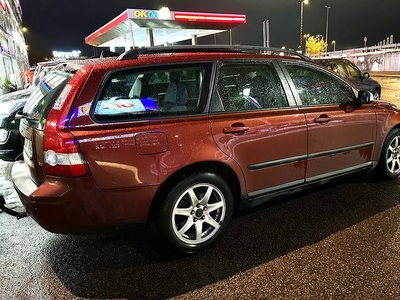 Volvo V502.4 i Aut Nybes 23-11 2007, Kombi