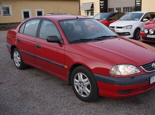 Toyota AvensisSedan 1.8 VVT-i Drag m-Värmare 2002, Sedan