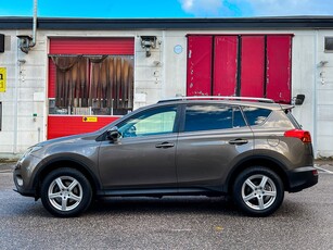 Toyota RAV4 2.0 4WD Nyservad|Vinterhjul