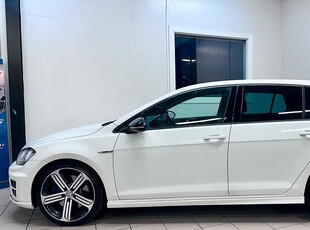 Volkswagen Golf 5-dörrars R 300HK 4M Euro6 GPS/LÄDER/PADDLAR